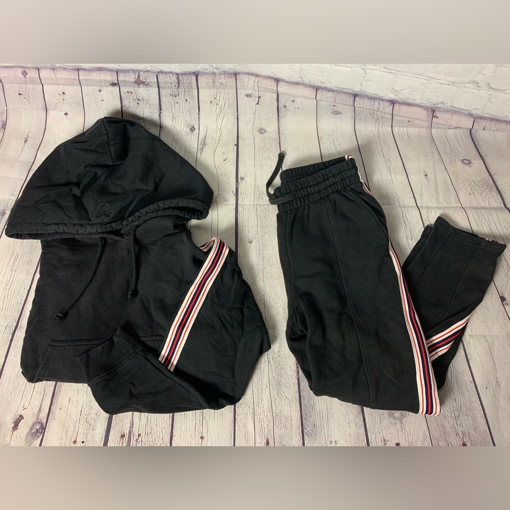 TNA TRACKSUIT